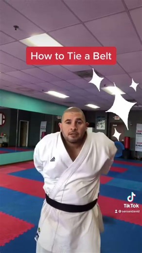 Cómo amarrar el cinturón de karate 🥋 | Paso a paso para principiantes