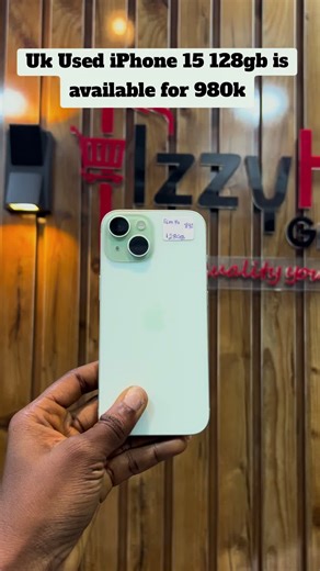 Uk 🇬🇧 Used iPhone 15 128gb is available Price ~ N980,000 Color ~ Green Kindly send us a dm or call 08165617354 #izzyhubgadgets #iphone #viraltiktok #makemefamous #fyp