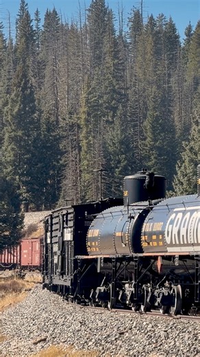 50K views · 3.1K reactions | Cumbres and Toltec Scenic Railroad locomotive 487 pulls through Tanglefoot Curve as it heads for Antonio, Colorado on October 26th, 2025. | Jim Pearson Photography | Facebook