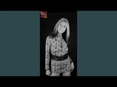 I Love the 60's - Petula Clark - Downtown (With Lyrics)