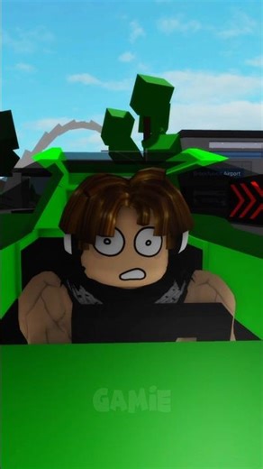 Bacon's opponent ruined his car before the race then.. 😳🔥 || the mask #roblox #shorts #robloxshorts