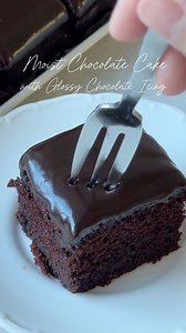 1.9K views · 4.4K reactions | Moist Chocolate Cake with Glossy Icing...