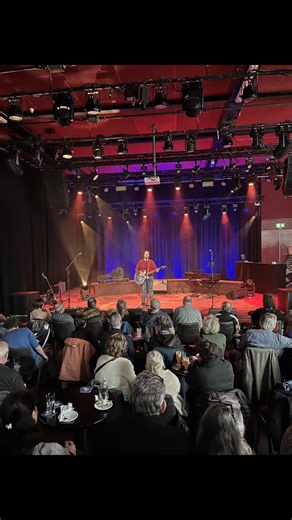 air vibration | 01 february 2026 live at the vorstin open podium Bedankt @devorstin voor de gastvrijheid #openstage #live #dg335 #indiemusic #Airvibration | Instagram