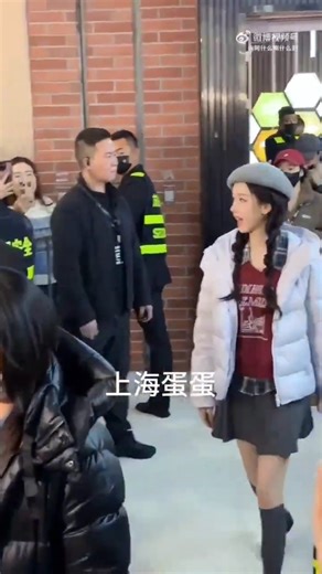 [Dec 19, 2025] ChenDuling at Semir brand event. #陈都灵 #진도령 #천두링 #앰버서더 #행사 #라이브