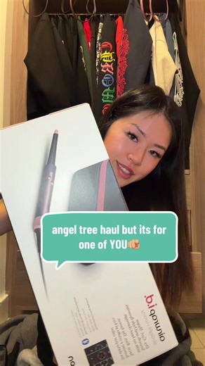 Rules: must follow me on here / must follow my IG: MeiiLeungg / comment what your goals are for 2026! Happy Holidays from me, to one of you! Doing all the Angel Tree kids I forgot about you guys 👼🏼🧸(a little late but better late than never) #fyp #richtok #richkid #angeltreehaul #angeltree