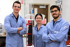 Taking a cue from spider webs, UCLA researchers snag fresh water with vapor capture system