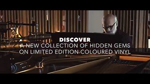 When choosing music for Undiscovered in 2020 it was difficult deciding what to include and leave out. There were many tracks that in the end didn’t make it onto the album, but I kept them in my notebook in case it was a project I could come back to. Thankfully we have. So here on Undiscovered Volume 2 are more tracks that I would like to invite you to listen to. I hope you enjoy them as much as I have enjoyed rediscovering them Here the link to listening https://einaudi.lnk.to/Undiscovered_Vol2 