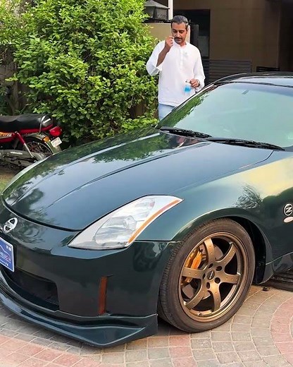 Nissan 350Z up close showing classic design and thrilling performance