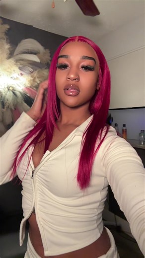 I tried a red wig for the first time 😍😍😍😭 #foryou