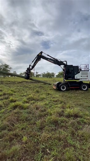 Easily install posts of any kind. #intermercato_grapples #powerpole #polegrab | Intermercato Grapples