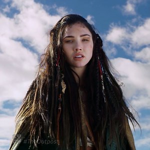 Love The 100? 🙌 Aussie Jessica Green stars as a sword-wielding warrior hell-bent on revenge in new sci-fi series The Outpost. Tonight 7.30pm est on SYFY. | Foxtel
