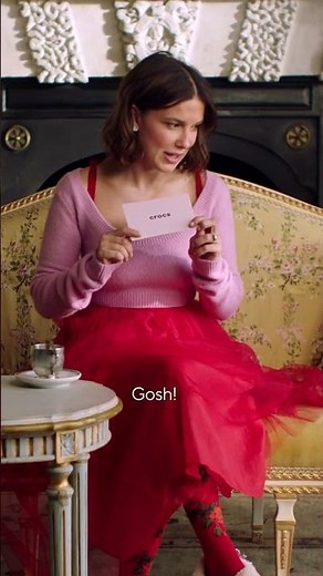 Wikifeet is going to have a field day with this one 👀