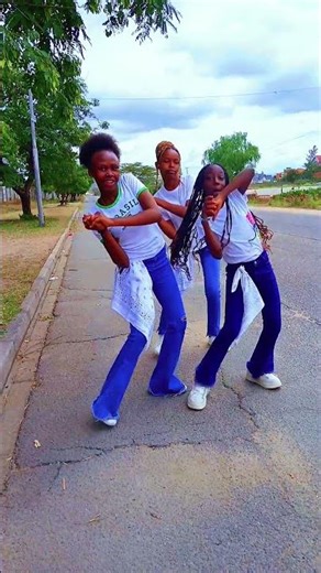 RIHANNA- RUDE BOY REMIX DANCE CHALLENGE 🔥🔥🔥#foryou #dance #dancechallenge #goviral #trending #trend