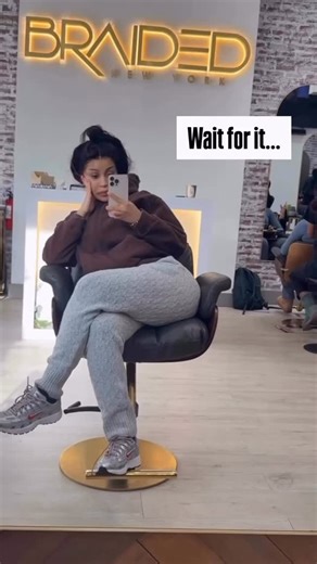 Cardi B News | Cardi’s long natural healthy hair is literally goals 😩😍 | Instagram