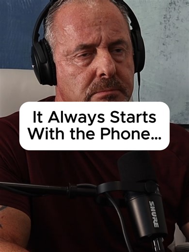 What Can Spy Apps Actually See on Your Phone? www.prospy.app When someone suddenly becomes secretive with their phone, people often wonder what information devices actually contain — and what apps can or cannot access. In this video, we break down: • What types of data smartphones store and display • How messages, calls, and app activity exist within a device • Why phones contain more digital history than most people realize • The difference between general phone activity and protected sensitive