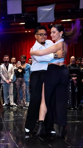 💃 Smooth Latin moves 🕺✨#bachata #salsa #latindance #dancevideo #vibes #goodvibes #party