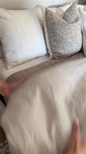 Watch SCROLL TO SHOP! Gorgeous layered bedding. Follow for more! on Amazon Live