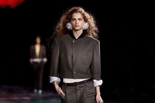 Matthieu Blazy kicks off Chanel design reset with breezy silhouettes