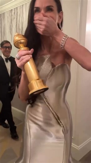 Demi Moore shared this sweet look back on all her highlights of 2025 ✨ The actress reacts to all her award nominations and wins, showing off all of her incredibly glamorous outings and show stopping outfits. "An amazing year filled with dreams come true and memories I’ll treasure forever. Each year continues to surprise me, bringing even more joy and love to my life. 2026 you’ve got some very big shoes to fill, but I don’t doubt you for a second! ♥️" 📽️ : #DemiMoore | HELLO! Canada