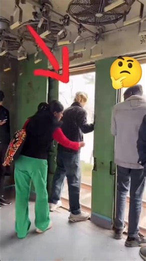 📱🤔mobile phone live location tracker app new advanced trick 2026😮#mobile #viral #shorts