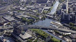 Legault ouvert à financer un stade de baseball à Montréal