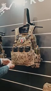 1.2K views · 80 reactions | Every front panel in the Sniper CORE system comes equipped with emergency shoulder straps. This allows for a quick evacuation without wasting time reassembling the panel. Preparedness is key. . Find us at MILIPOL Paris 2023, from November 14th to 17th, at Terräng - MP-Sec France booth, Hall 5 | 5 P154. . #frogpro #awesometailoredgear #frogproaddicted #madeinitaly #tacticalgear | FROG.PRO | Facebook