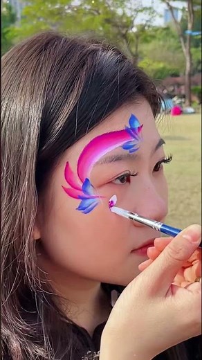 Beautiful face painting tutorial #art #painting #face painting #face art (1)