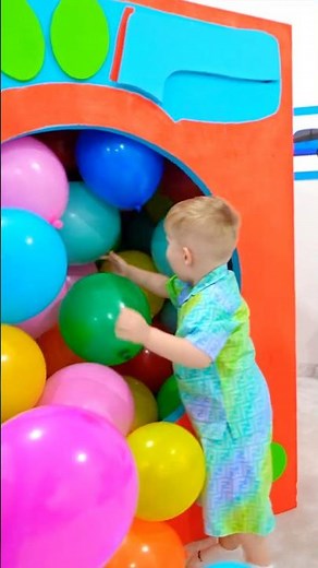 Magic Washing Machine Makes Balloons!