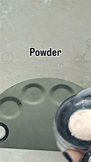 primer+moisturizer 🧴+foundation👍🏻+compact powder ❤️=Flawless finish foundation👍🏻👍🏻