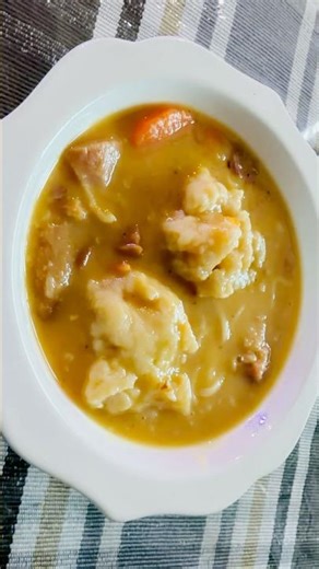 Ham Bone Pea Soup with Dough Boys… Newfoundland at Its Best! 🥣