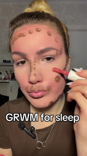 GRWM for Sleep: A Relaxing Makeup Routine