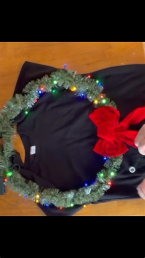 Make a Christmas wreath sweater with me