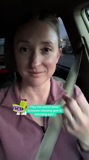 😵Chewing sounds annoying me. Please stop chewing with your mouth open. #chewinggum #chewingsound #peopleannoyme #siri #heysiri