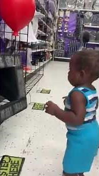 Kid Gets Scared By Fake Clown - 1073688