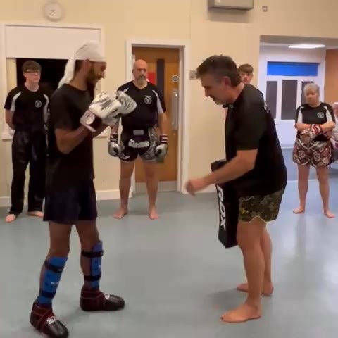 🥋 The Switch Kick: 3 Movements, Done in 2! It looks effortless, but the switch kick actually combines three separate movements: the shift, the pivot, and the kick... all executed fluidly in just two actions. Mastering this timing and coordination is key to delivering a powerful, balanced strike while staying safe. Precision and control make all the difference. ⚡ #CombatAcademy #MartialArtsTips #SwitchKick #TechniqueMatters #BalanceAndPower #TrainSmart #MMATraining | Combat Academy UK