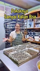 🍀DCC dicairkan bersama margarine lalu tambahkan minyak. 🍀Tep diayak bersama Coklat 🍀Gula pasir yang diblend mixer bersama telur dengan kecepatan rendah spi gula larut 🍀Masukkan coklat selagi hangat 🍀Tambahkan tep aduk pakai wisk spi tercampur saja ,jgn kelamaan 🍀Tuang k dlm cetakan beri topping, lalu panggang dgn suhu 175⁰c selama 25 menit,lalu turunkan suhu jd 155⁰c panggang kembali slma 20 menit 🍀Total memanggang 45menit ☘️ loyang sekat 25x25 100 lobang pakai alas baking paper #Resep #T