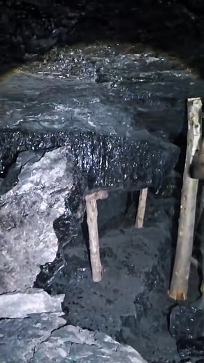 Going deep inside mining cave in mountains finding the hidden treasures under the earth. #mine #craft#viralreel #goldmine #blackdiamond #coal #viral #gold #foryou #diamond #coalmining #mining | Mining Empire