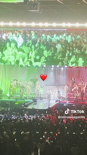 Llorar y Llorar - Tributo a Christian Nodal y Vicente Fernández