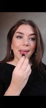 American Lipstick Application | Viral USA Makeup Trend 🇺🇸💄✨