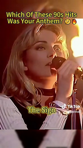 The Ultimate 90s Playlist: Relive the Best Anthems