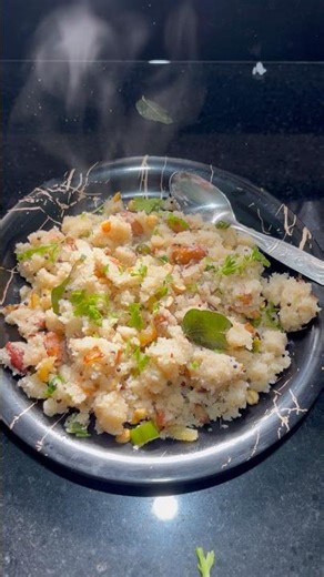 Hotel Style Upma Recipe #upmarecipe #sujirecipe #shorts #cooking #viralvideo #food upama