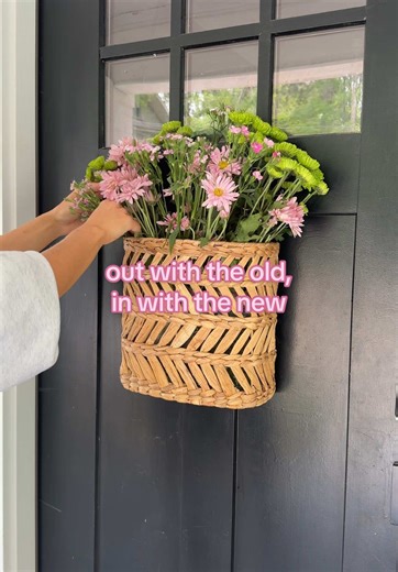 Spring Home Makeover: Colorful Door Decor Ideas