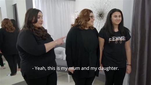 Angela has come to the boutique with a challenge for Jo and Al - she has no idea what type of dress she wants! | Curvy Brides' Boutique - TLC