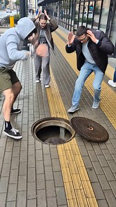 Guys just found him there! AI INSIDE | AI Know