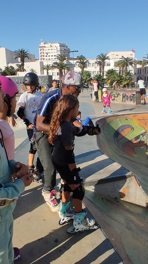 Skatepark Adventures in Nevada: Kids Rollerblading Fun