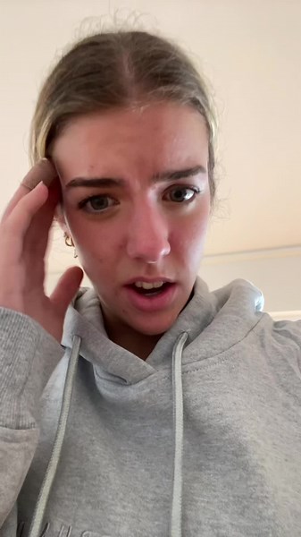 help me ive drowned in the fabric #fyp #haul #hoodie #foryou #foryou #xyzbca #onlineshopping #onlineshoppingfail #fail #whoops