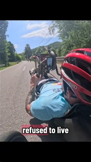 He Races With His Hands — And Finishes Strong Against All Odds