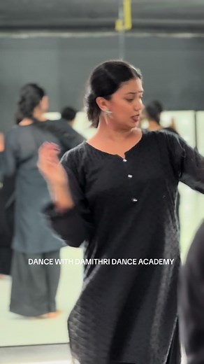 Dance with Damithri Class on TikTok
