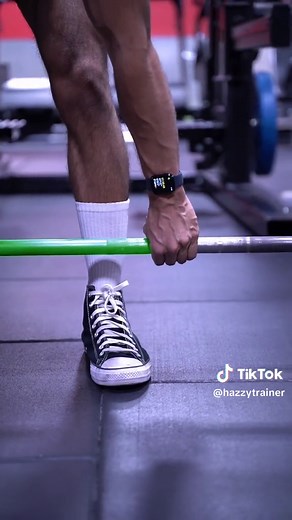 Carve your Body with Barbell Rows ⚠️ . Follow This Barbell Row Guide that Grew my Back. 🔥 When performing Close Grip Rows, this will emphasize your Lats as you drive your Elbows into your Body. ✅ When performing a Mid Grip Row, this will emphasize your Mid-Back as you will have a slight flare in your elbows. ✅ Lastly, when performing Wide Grip Rows, this will emphasize your Upper Back as you’ll be driving your Elbows Outwards. ✅ Comment “BACK” if you want me FREE Back Guide. . #back #rows #lats