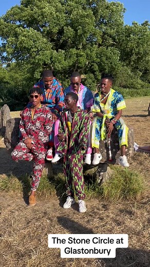 An inpromptu performance. Comment if you saw us there? @Glastonbury Festival #glastonbury2023 #glastonbury #glastonburyfestival #musiciansoftiktok #acapella